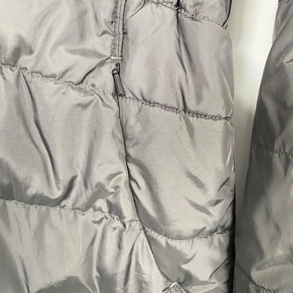 The North Face Parka Coat Womens Medium Gray 550 Down Hooded Quilted Puffer Long